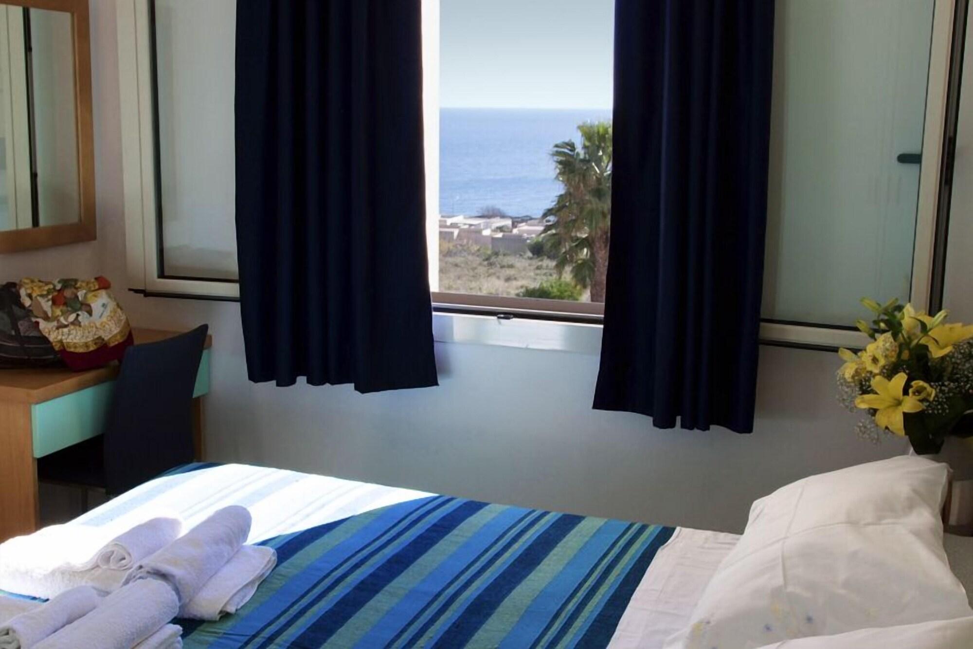 Oasi D'Oriente Aparthotel Santa Cesarea Terme Ngoại thất bức ảnh